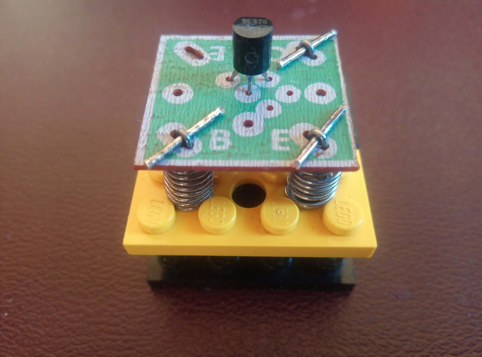 Lego_Transistor.jpg